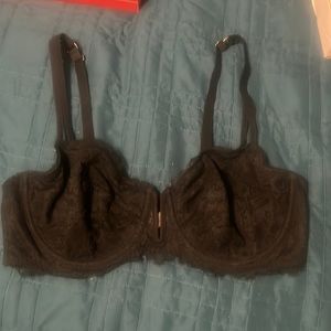 Black lace bra